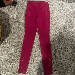 Lululemon leggings, 28” high rise with pockets